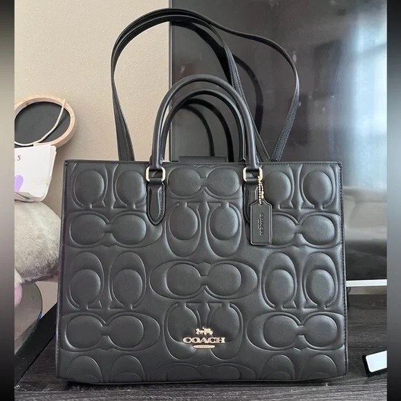 👋👋NWT Coach Maggie Tote Bag In Signature Leather CY672 Large size in Gold/Black - Picture 5 of 6